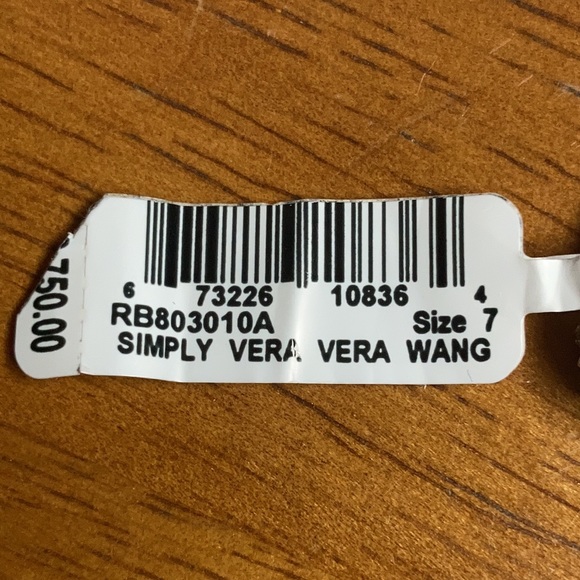 Vera Wang 14K Diamond Ring - Picture 9 of 9